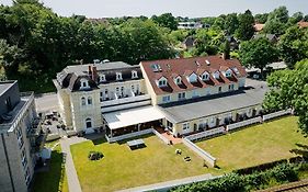 Villa Beachside